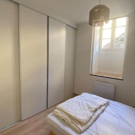 T2 4 Places 4Min A Pied Chateau Pau Bagian luar foto